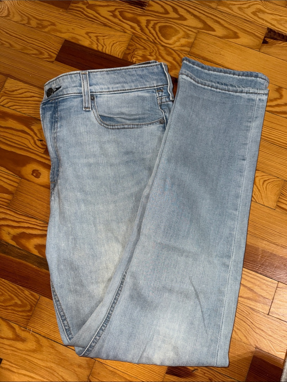 Light Wash Straight Leg Jeans - Classic Blue
